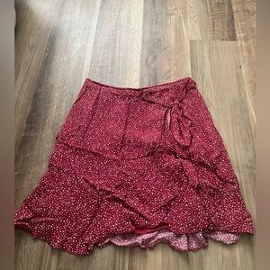 Abercrombie and fitch red polka dot skirt size xs